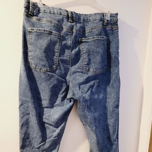 Ladies vintage acid wash jeans